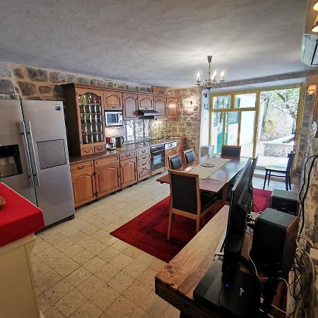 Authentico Deluxe Stari Grad Villa Stari Grad  Eksteriør billede