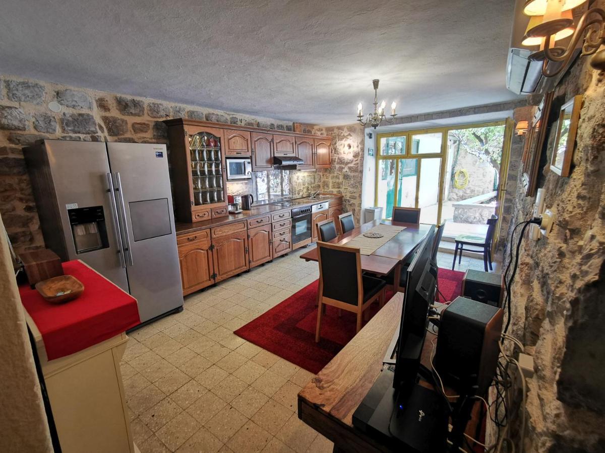 Authentico Deluxe Stari Grad Villa Stari Grad  Eksteriør billede