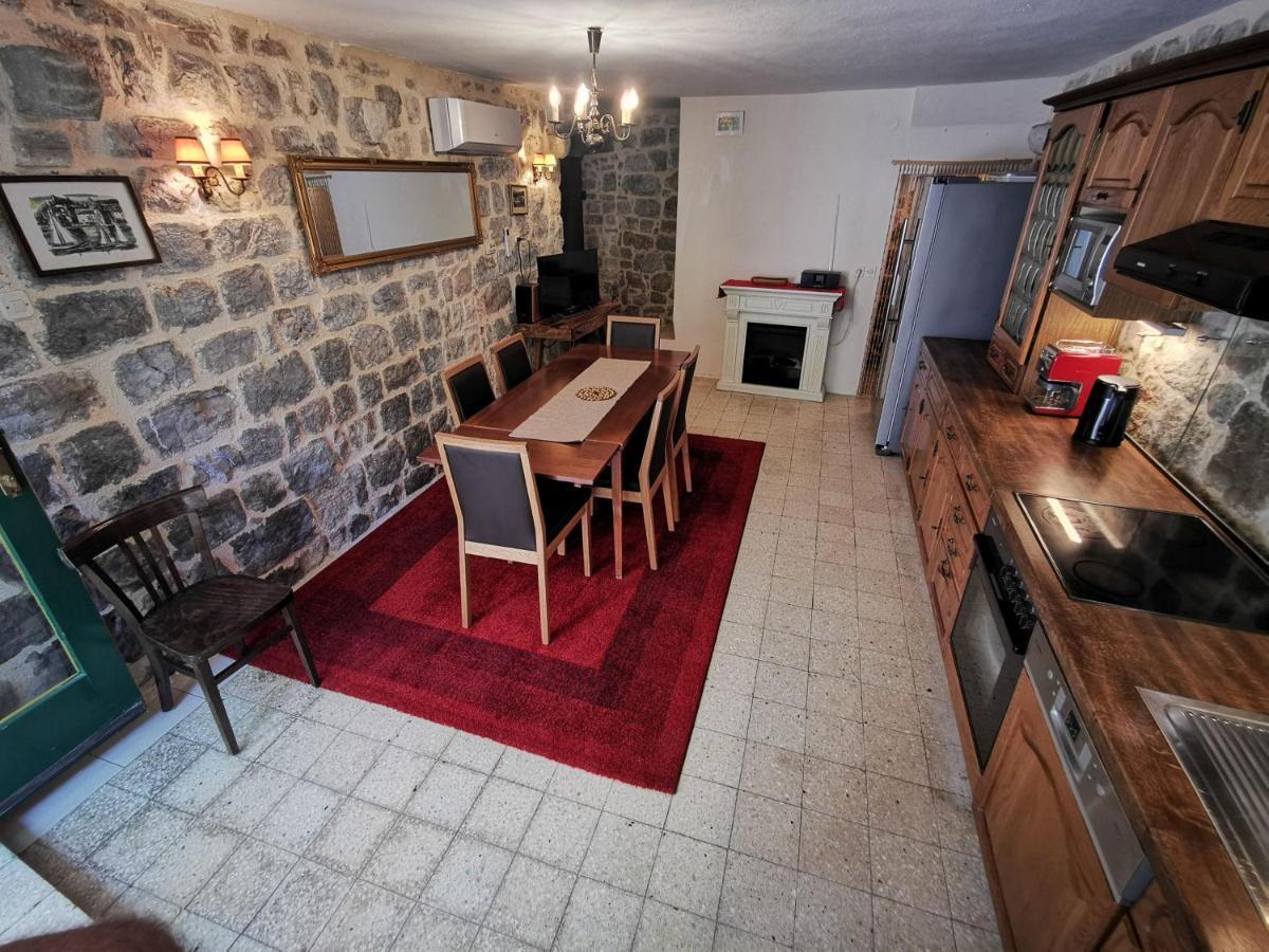 Authentico Deluxe Stari Grad Villa Stari Grad  Eksteriør billede