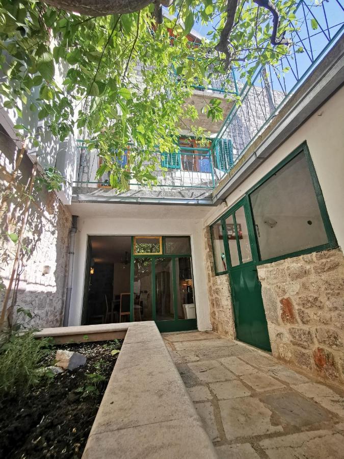 Authentico Deluxe Stari Grad Villa Stari Grad  Eksteriør billede